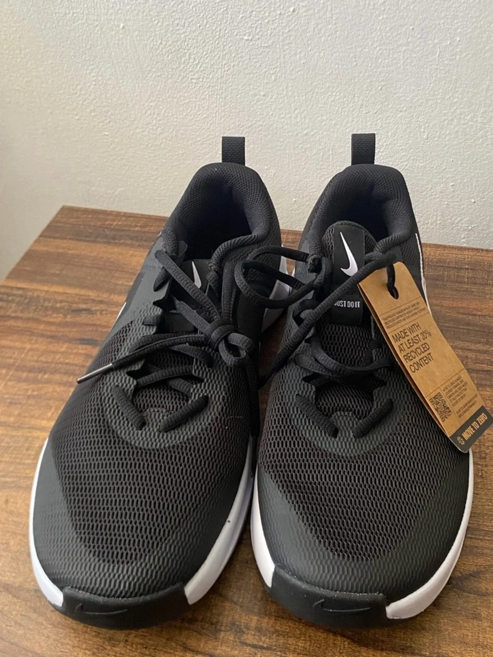Nike MC Trainer 3 workout shoe. Women Size 12 / new with tag / no shoe box